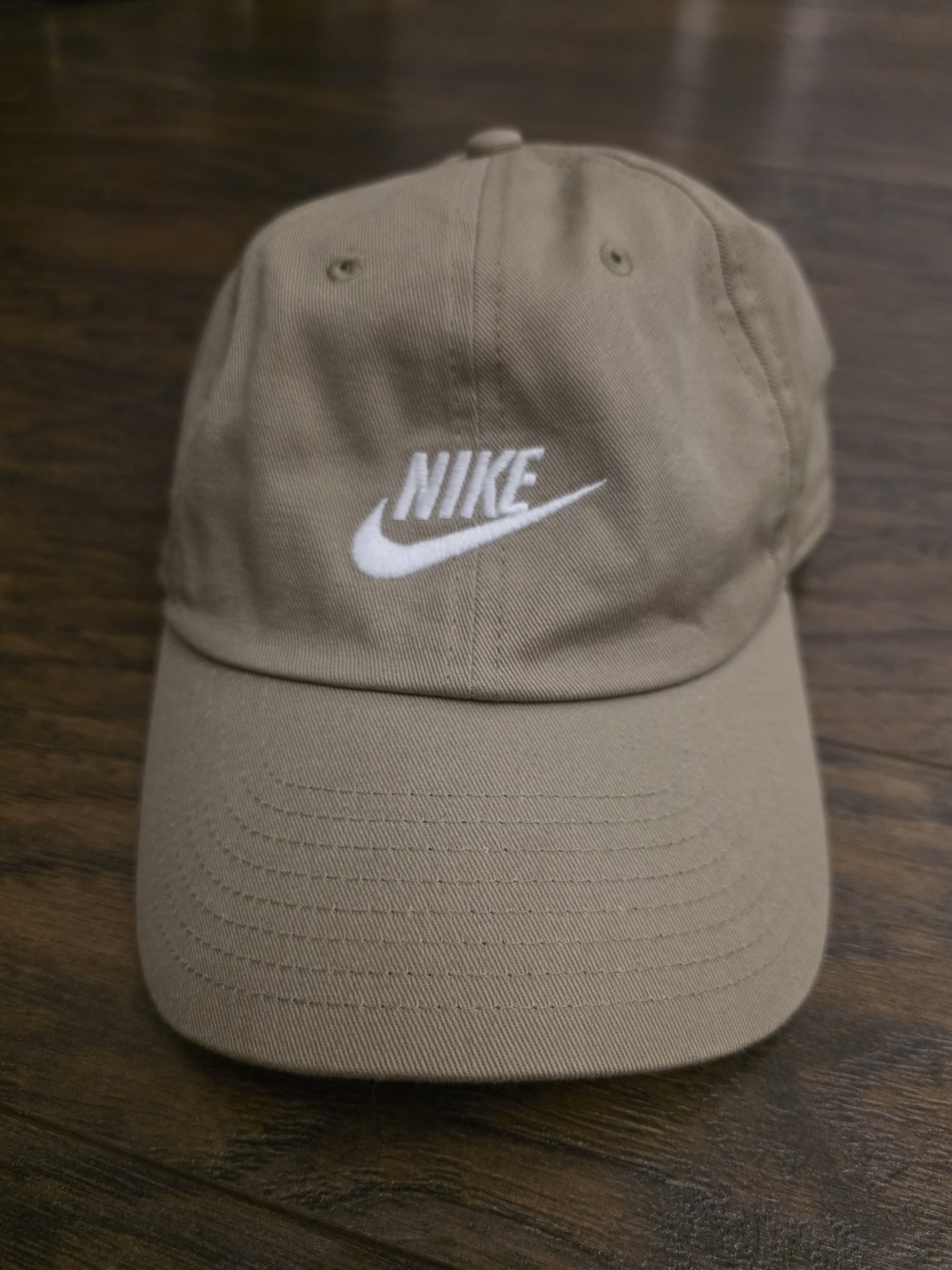Nike Women’s Tan Baseball Cap with White Swoosh